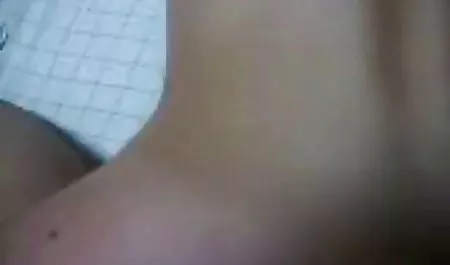 흥미로운 파이퍼 페리 포르노 클립을 보여주지 않고 무료로 등록
