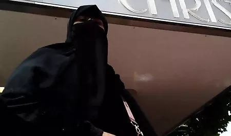 흑단,갈색 보여줍니다 그녀의 ponrno 롤러 음부