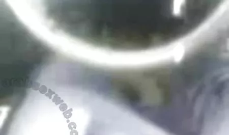 늦은 임대를 리드하는 레즈비언 시계 성별 르 동영상 재미있는 칼리 카터 Helena pussy.