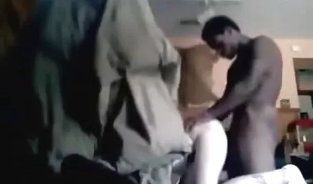 자와의 인터뷰 성별 르 동영상 시계 대 무료 하나의 젊은 남자